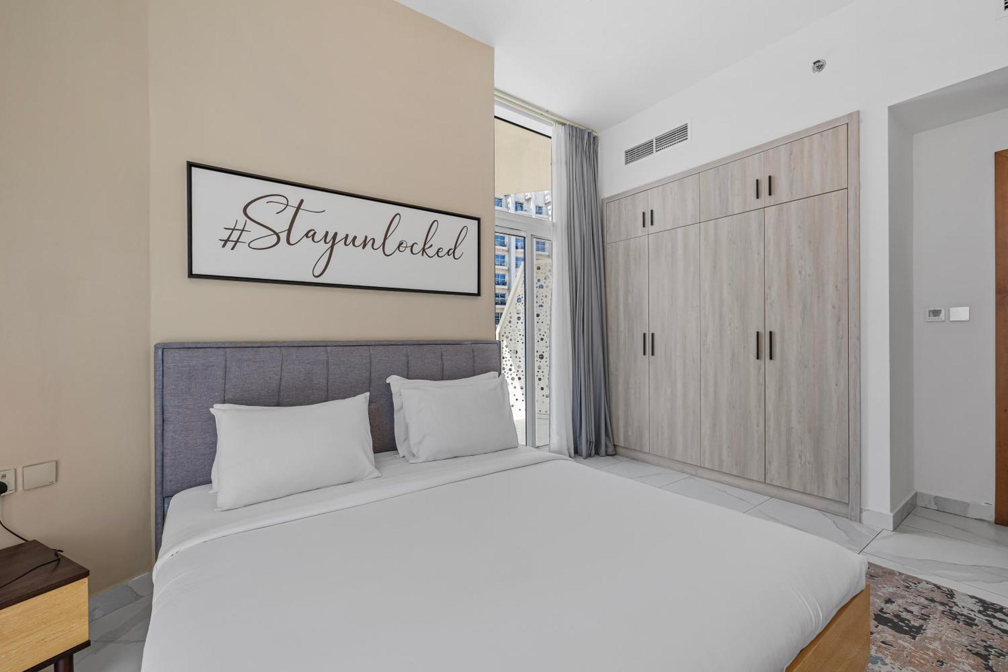 Ferienwohnung Unlock Waters Edge Dubai Exterior foto