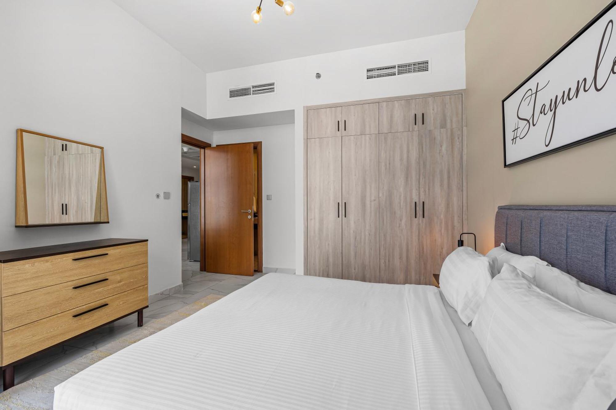 Ferienwohnung Unlock Waters Edge Dubai Exterior foto